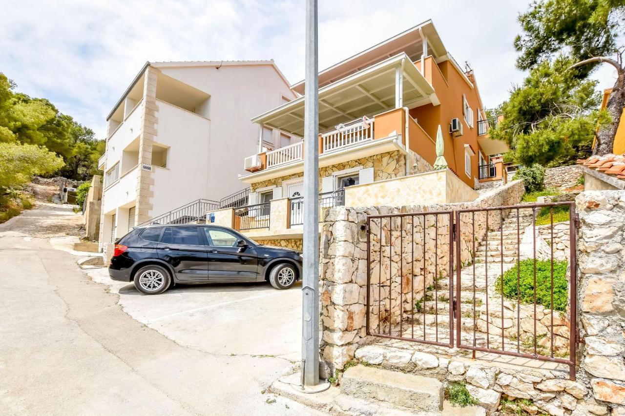 Apartments Ive I Maja ราชานิ ภายนอก รูปภาพ